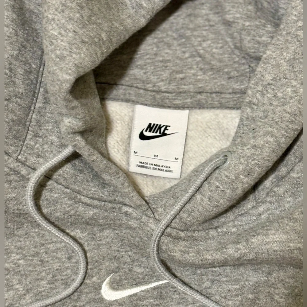 Nike Women’s Grey Soft Oversized Hoodie size Medium - Picture 5 of 10